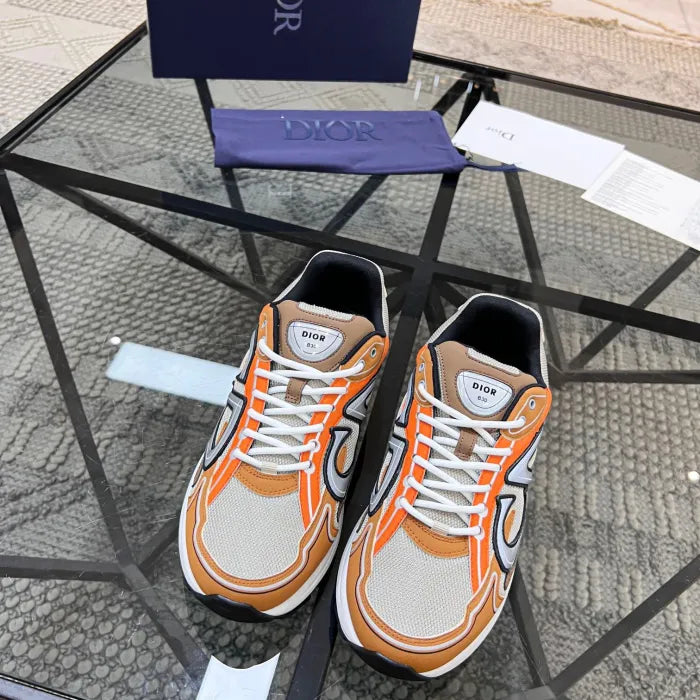 D - SNEAKERS