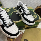 B - SNEAKERS