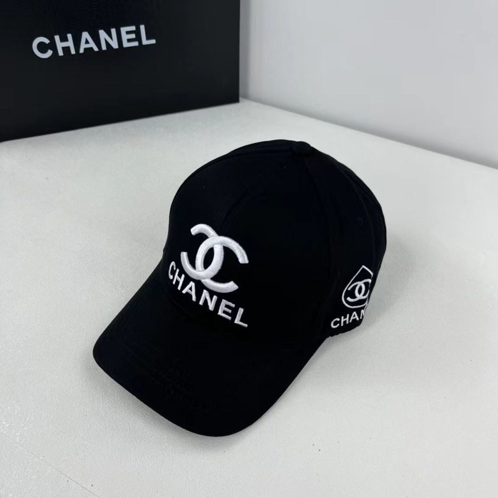 Classic luxury hat 03