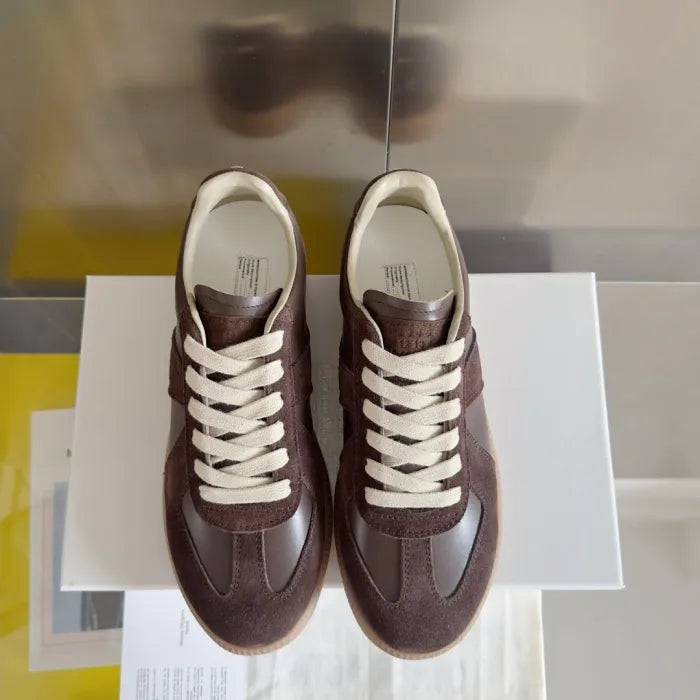M - SNEAKERS