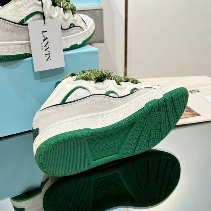 L - SNEAKERS