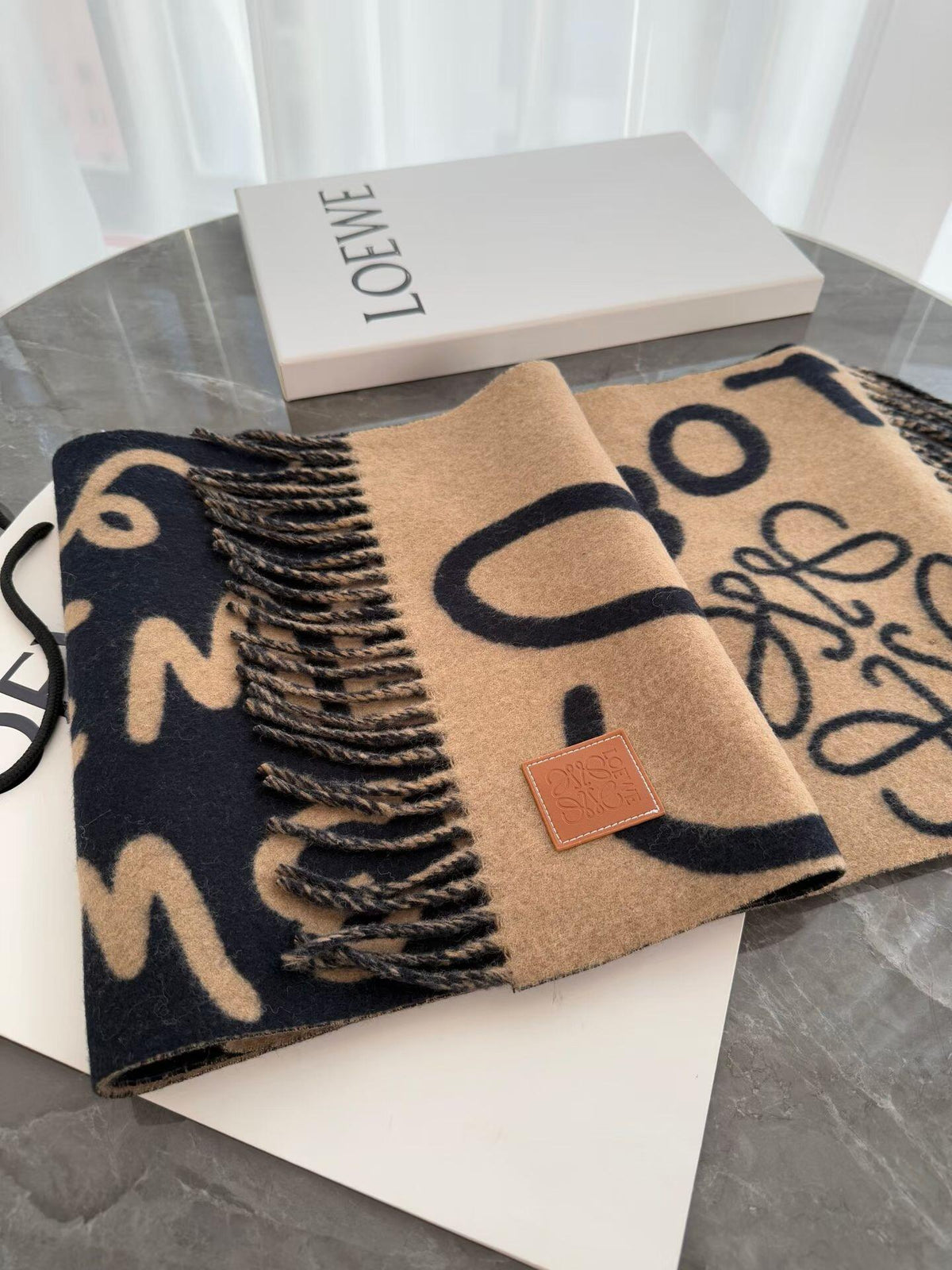 Autumn and winter two-color art font fringed scarf, soft and warm shawl, commuter casual versatile scarf, product details