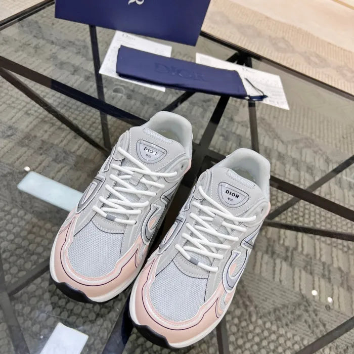 B - SNEAKERS