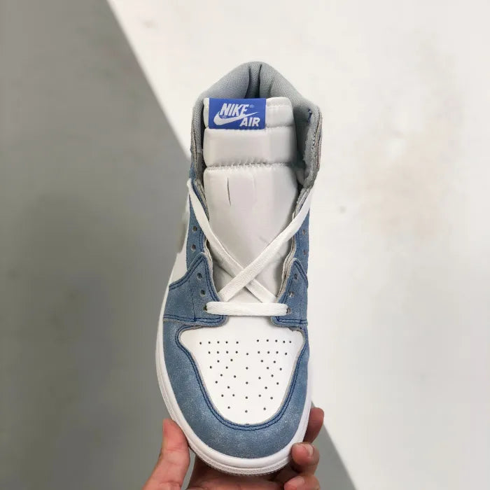N - SNEAKERS