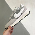 N - SNEAKERS