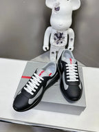 P - SNEAKERS