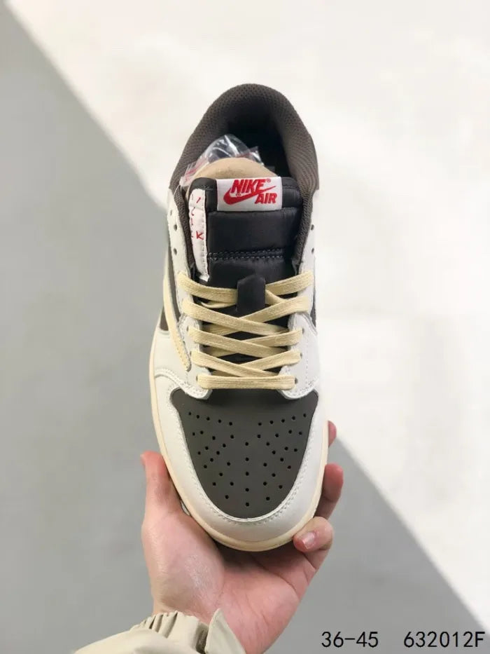 N - SNEAKERS