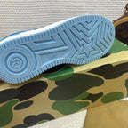 B - SNEAKERS
