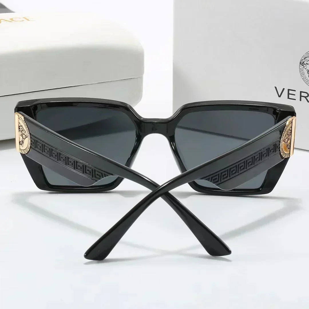 Simple Square Frame Sunglasses 3779