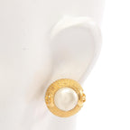 CC Logo Clip-On Earrings Metal Gold-Tone Metal