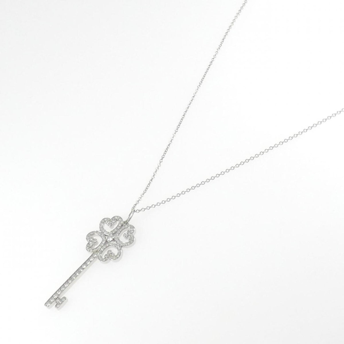 Quattra Heart Key Pendant Necklace Platinum with Diamond