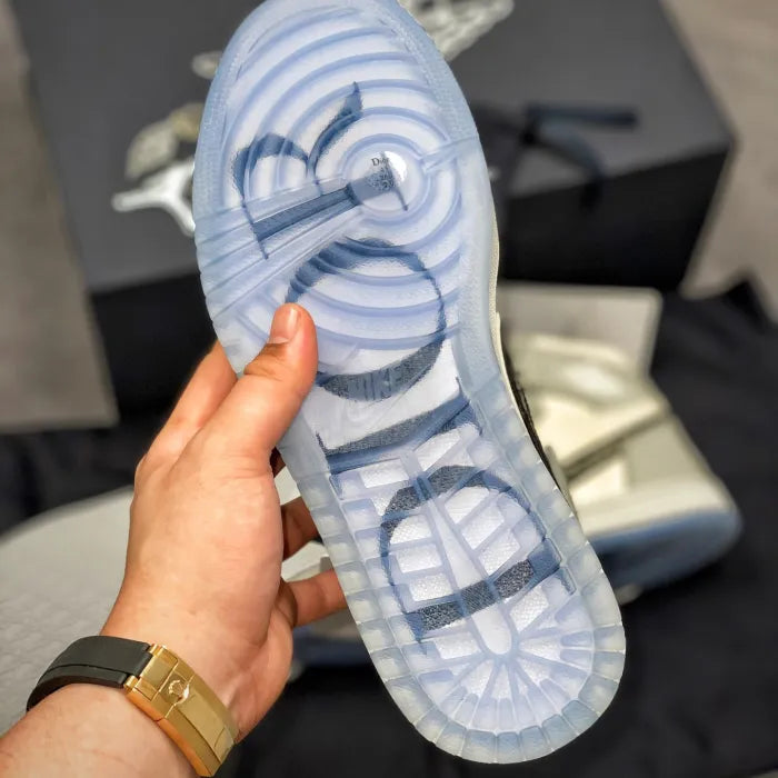 N - SNEAKERS
