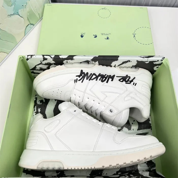 O - SNEAKERS