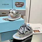 L - SNEAKERS