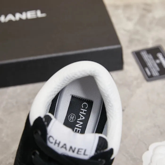 C - SNEAKERS