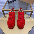 C - SNEAKERS