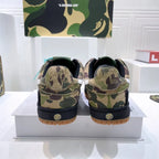 B - SNEAKERS