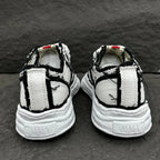 A - SNEAKERS