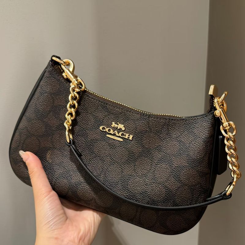 Versatile Teri Shoulder Bag